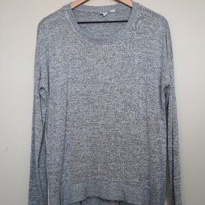 Gap Women's Heather Gray Knit Sweater
